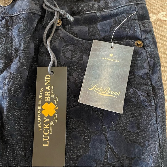 Lucky Brand Other - Lucky Girls Jeans - Cate Skinny Size 12 - NWT! 🌟